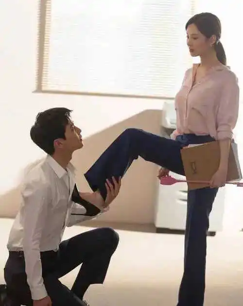 【西檬之家】字母圈小圈是什么意思？BDSM新人权威科普指南