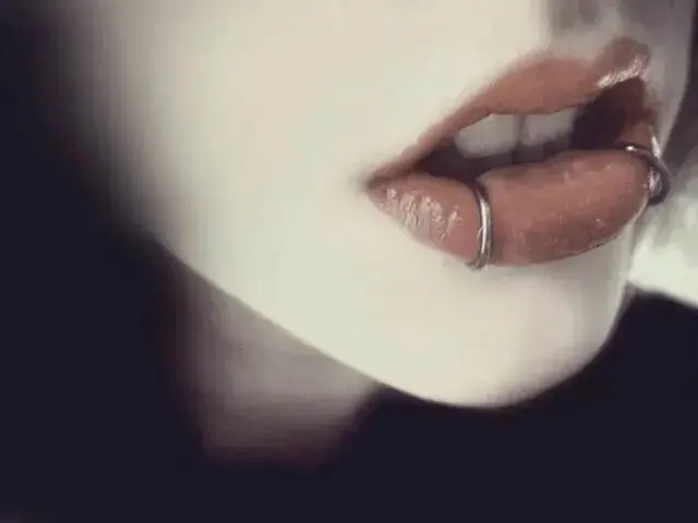 西檬之家-字母圈踩踏玩法指南：践踏癖的正确打开方式